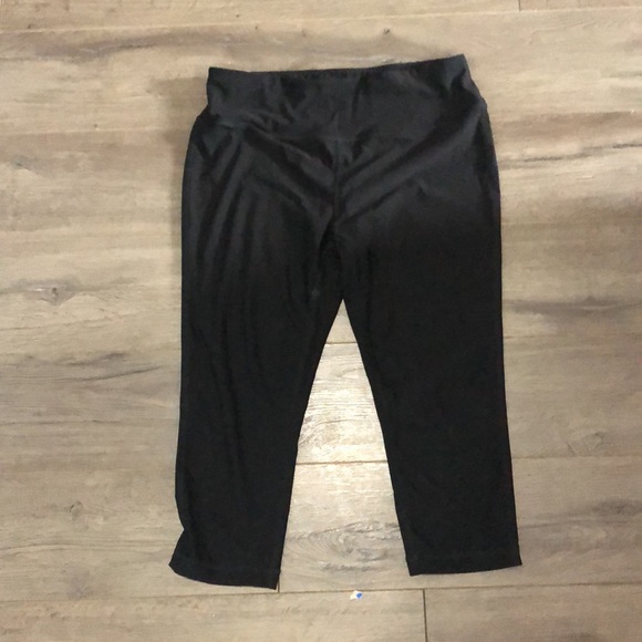 Athletic Works Capris’ - Picture 10 of 12